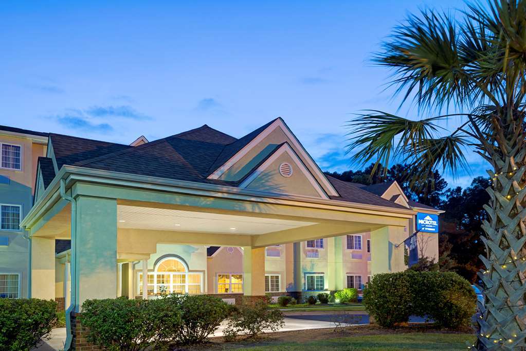 Microtel Inn & Suites By Wyndham Walterboro Buitenkant foto